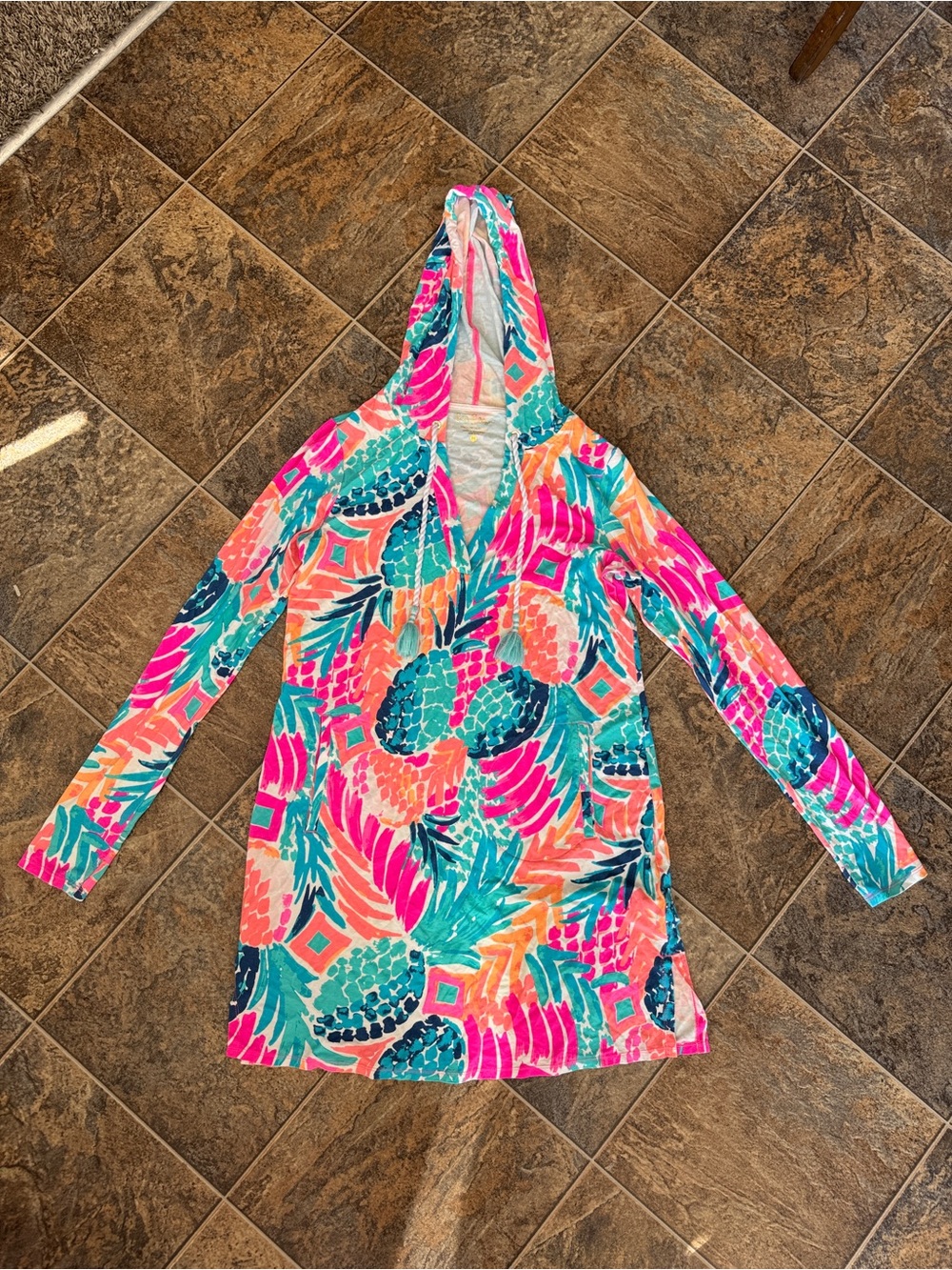 Lilly Pulitzer Rylie Hooded Beach Cover-Up Dress- Pineapple Print Women’s Size M